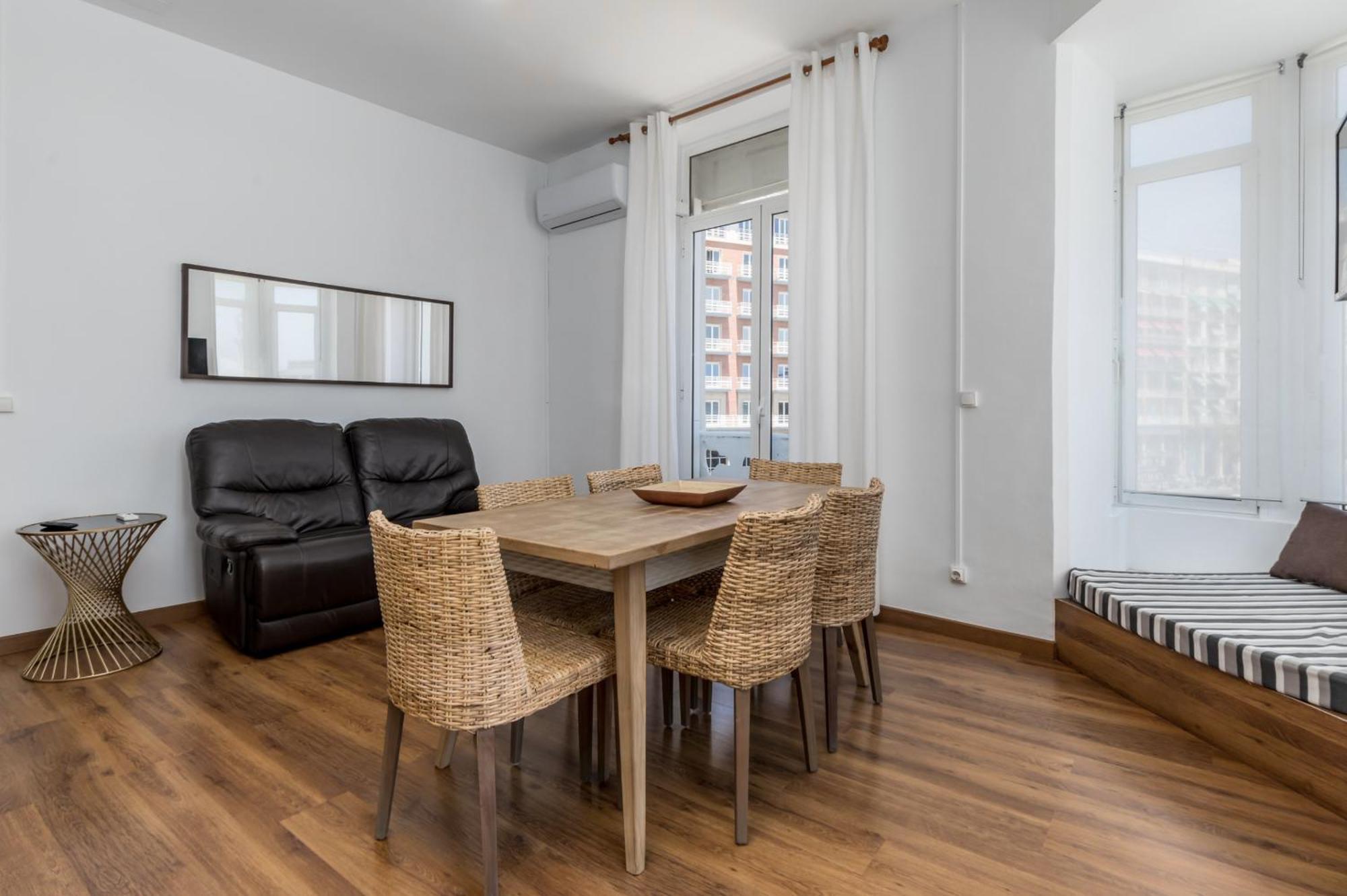 New Calabuig Apartaments Valenza Esterno foto